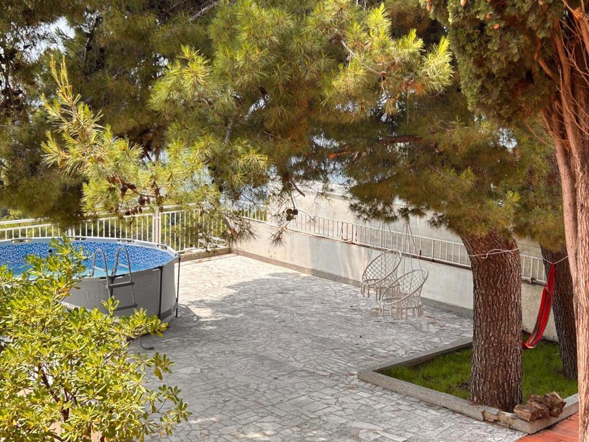 Apartments Nautilus Ulcinj Esterno foto
