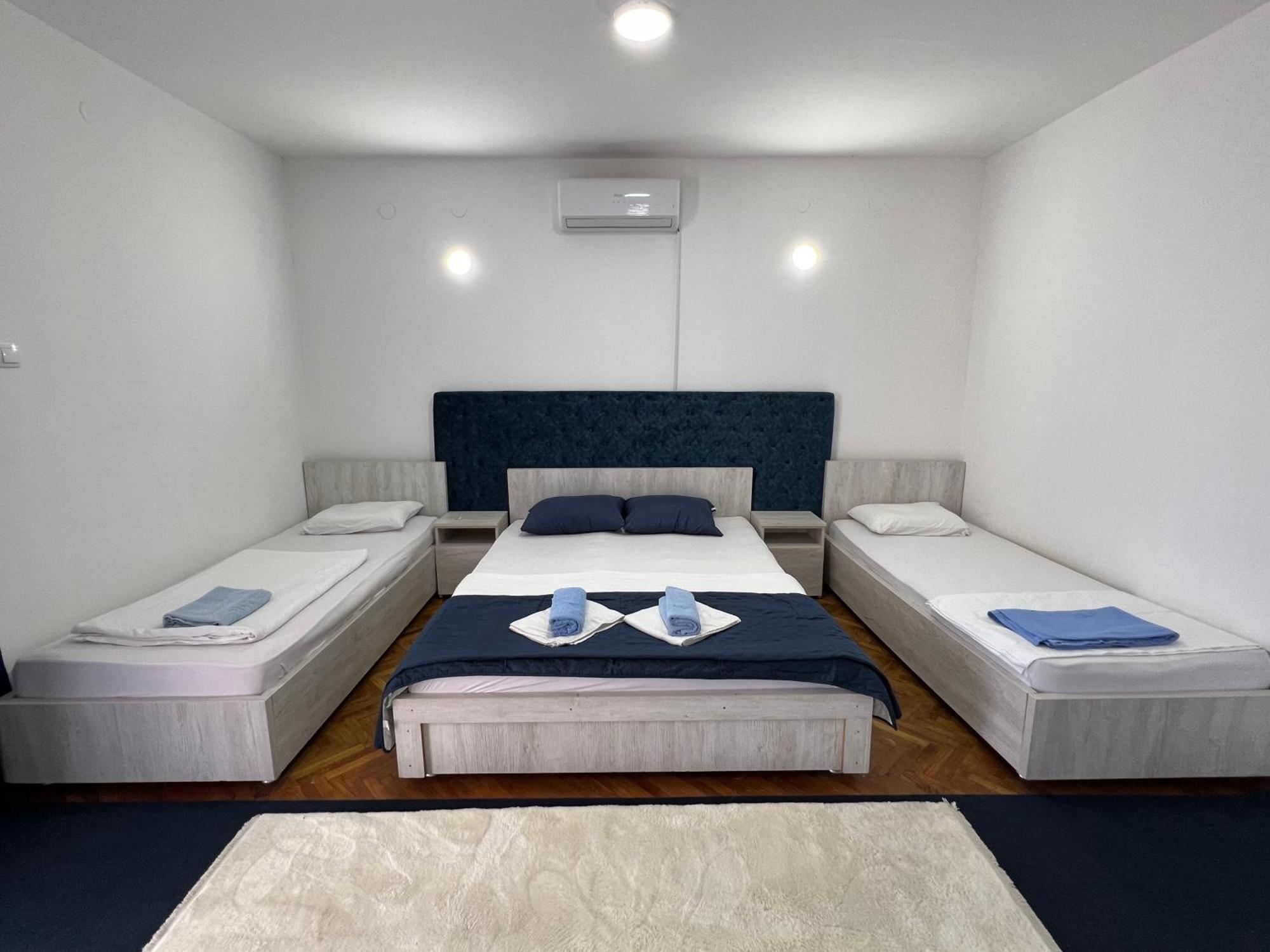 Apartments Nautilus Ulcinj Esterno foto
