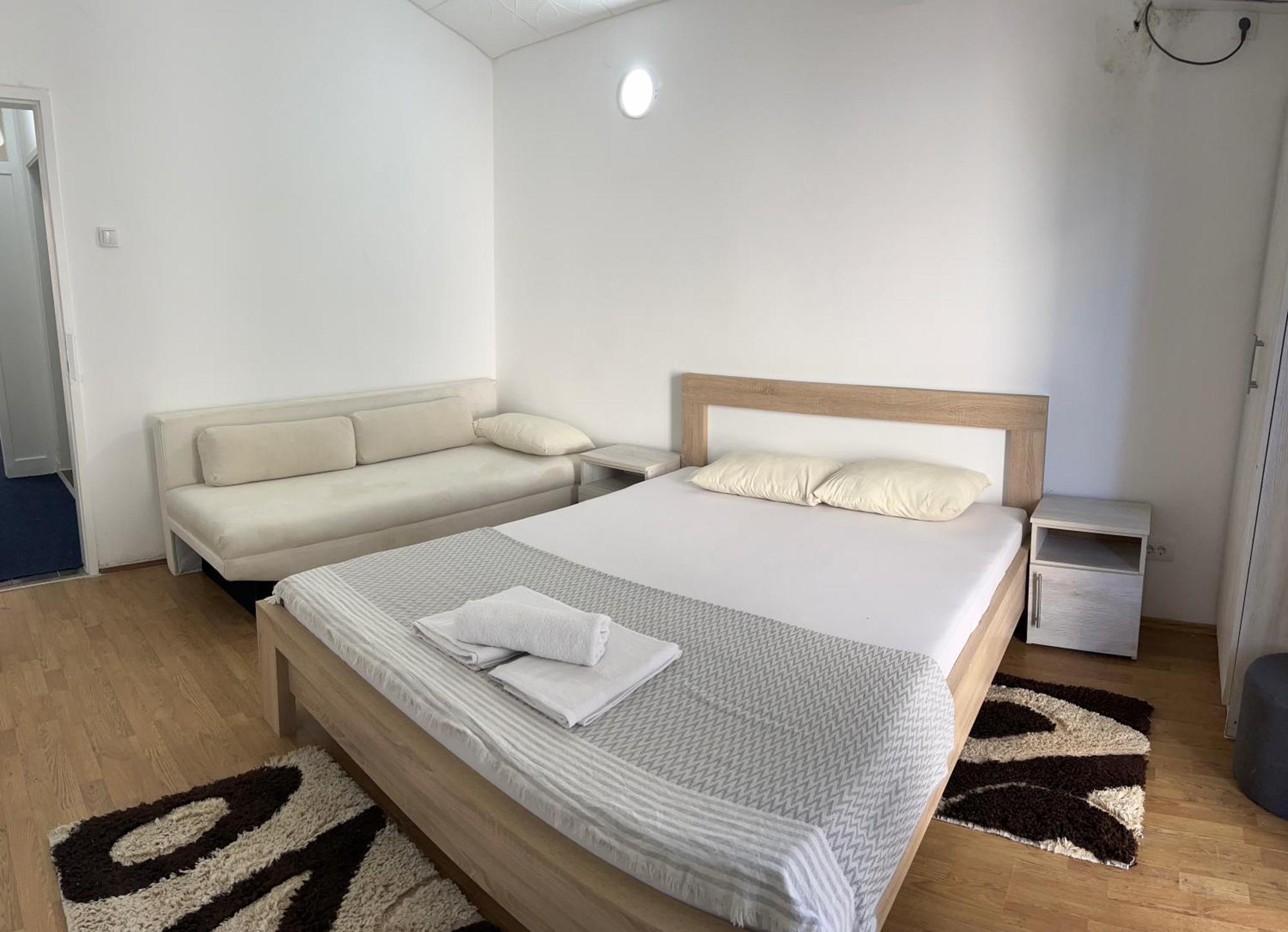 Apartments Nautilus Ulcinj Esterno foto